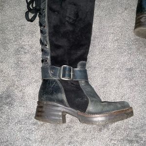 Desmarais Boots